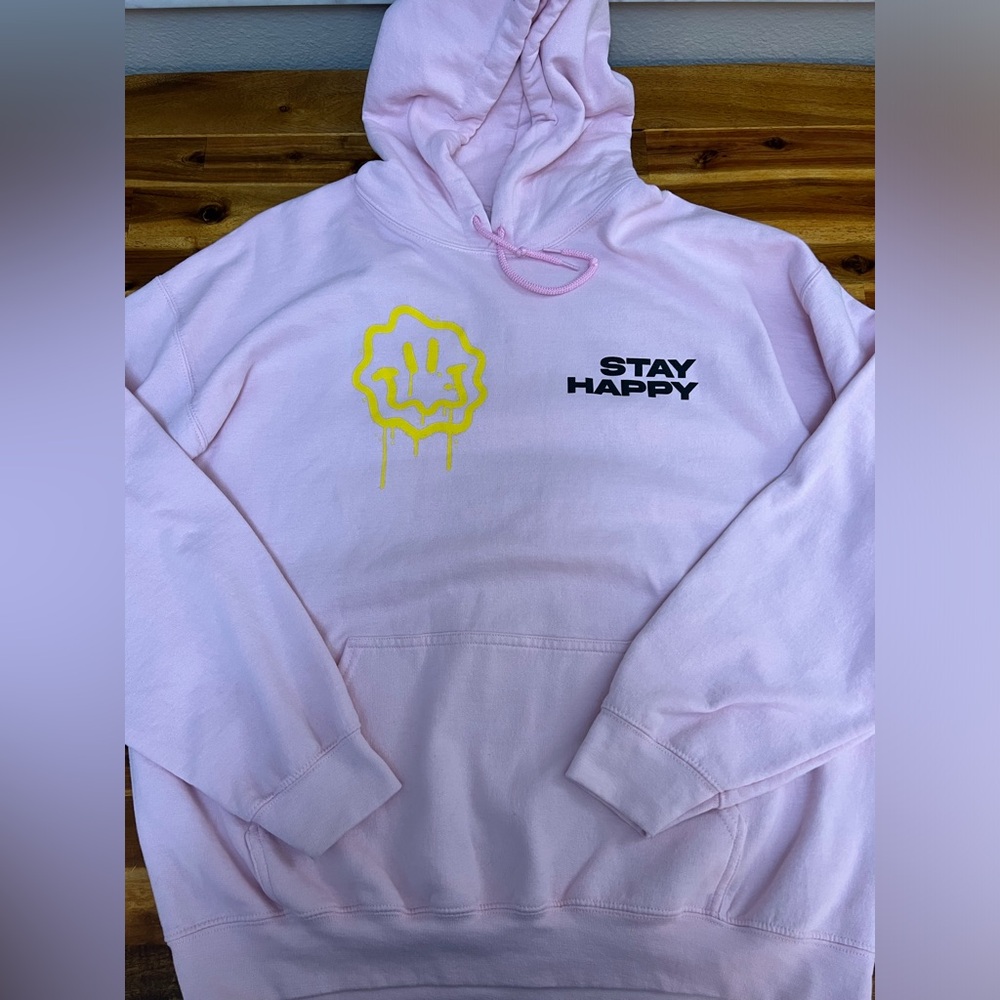 Gildan sweater design stay happy size men XL